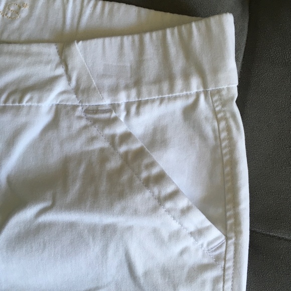 JAG Jeans Classic Fit Shorts - Picture 3 of 5